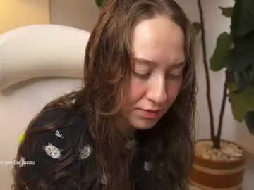 Offline skarpio17 on Chaturbate