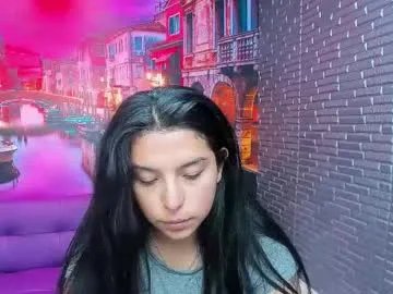small__naughty on Chaturbate