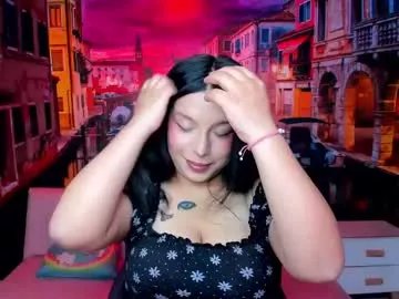 small__naughty on Chaturbate