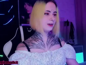 Offline snake_bites on Chaturbate