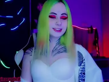 Offline snake_bites on Chaturbate