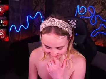 sofiebloom on Chaturbate