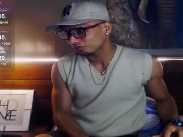 sonicj25_ on Chaturbate