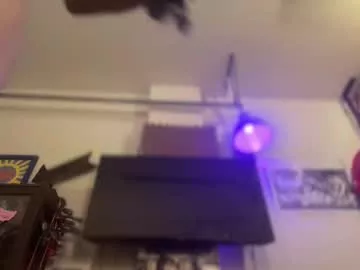 Offline str8foryouguy on Chaturbate