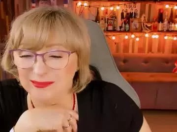 sugarvi on Chaturbate