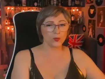 sugarvi on Chaturbate