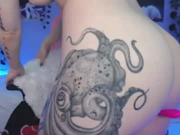 Freechat superbdolls on Chaturbate