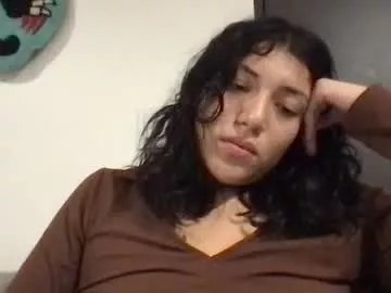 suzyishellawet on Chaturbate