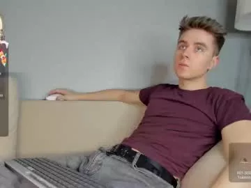 Offline taisonbrownx on Chaturbate