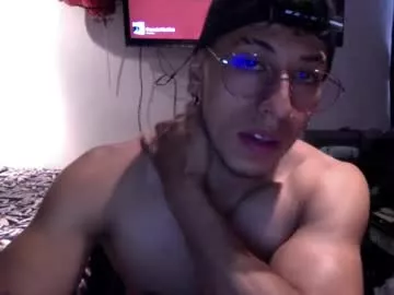 Offline thiago_happy on Chaturbate