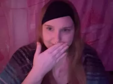 Offline thickgingergoddess on Chaturbate