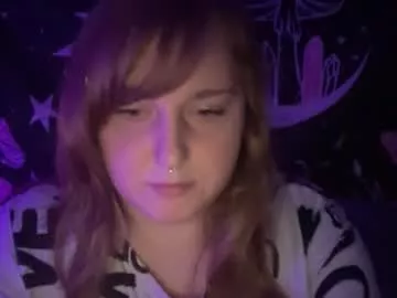 Offline thickgingergoddess on Chaturbate