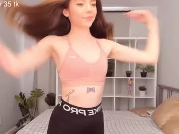 thisisamelia on Chaturbate