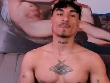 thomas_fit1 — Lovense Lush on - Interactive Toy that vibrates with your Tips - Goal: CUMr<3 [1776 tokens left] #lovense #latino #young #feet #muscle