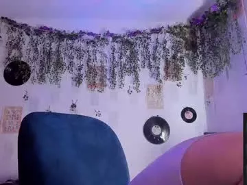 Offline thomas_fuckboy on Chaturbate