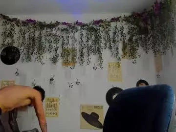 Offline thomas_fuckboy on Chaturbate