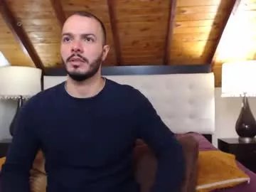 tom_bailey_ on Chaturbate