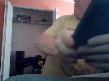 Offline tomcat4848 on Chaturbate