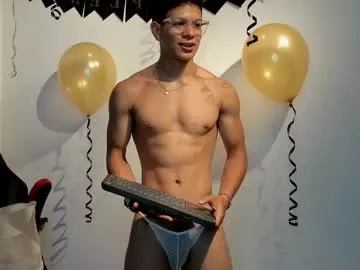 Offline tony_petrov on Chaturbate