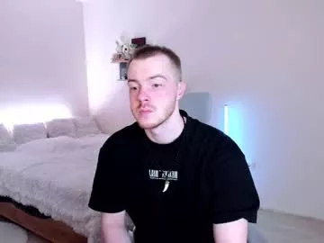 Offline toohornyserj on Chaturbate