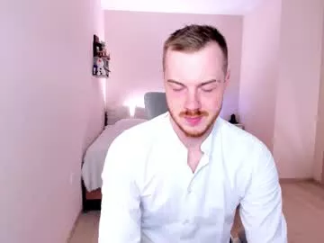 Offline toohornyserj on Chaturbate