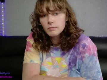 Freechat tsellieryder on Chaturbate