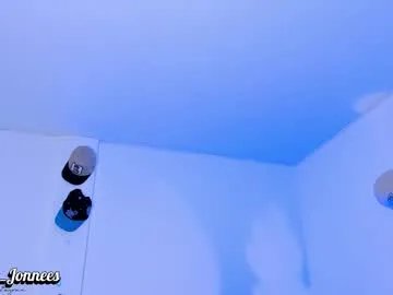 tyler_jonnes on Chaturbate