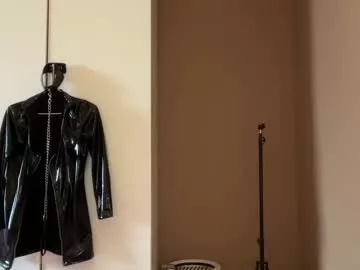 Offline urdevilbaby on Chaturbate