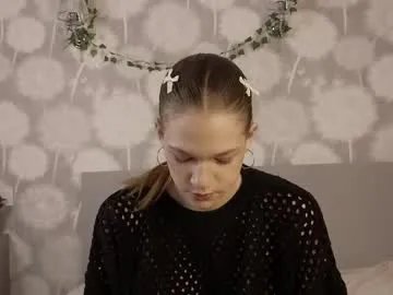 velvetrisque on Chaturbate