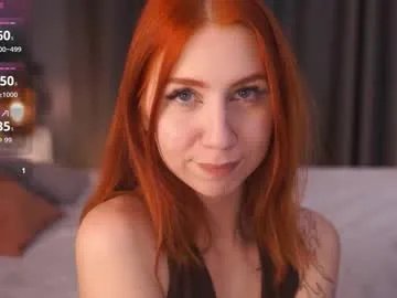 venelopa on Chaturbate