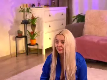 Offline victoriamorrone on Chaturbate