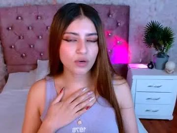 viky_evanss on Chaturbate
