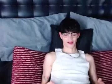 vladhellsing4 on Chaturbate