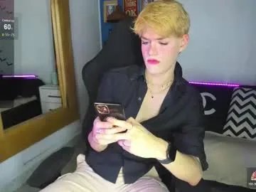 vladhellsing4 on Chaturbate