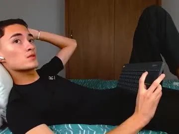 wal_jones on Chaturbate