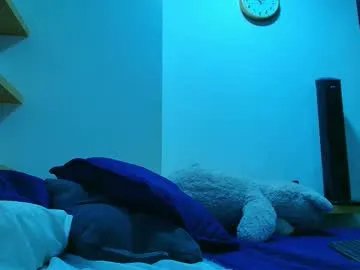 wal_jones — GOAL: public cum show [537 tokens remaining] Hey! #twink #cum #precum #bigcock #latino