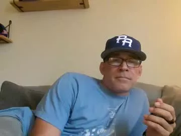 Offline wingnutt765733 on Chaturbate