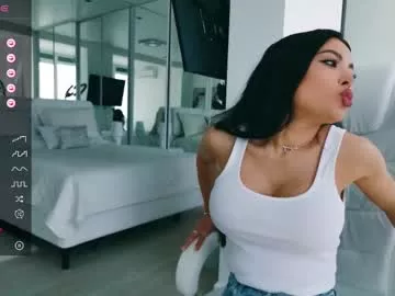 Offline wow_eva_wow on Chaturbate