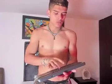 wyatt_2 on Chaturbate