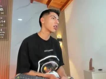 Freechat wyatt_rose on Chaturbate