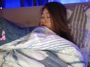 Offline xcinqkuhx on Chaturbate