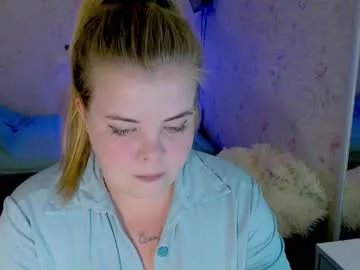 yumm_lolly on Chaturbate
