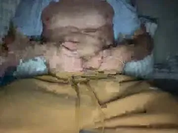 Offline yungbull06 on Chaturbate