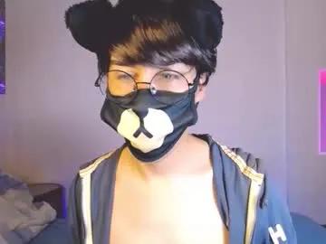 yuniorb on Chaturbate