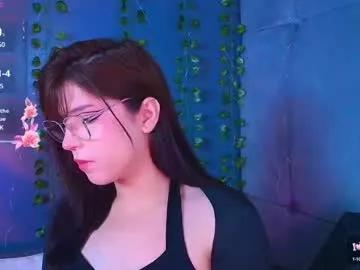 Freechat yuri_stars on Chaturbate