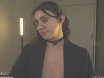 zarahlynch on Chaturbate