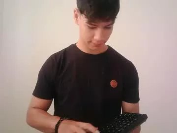 zeus_183 on Chaturbate