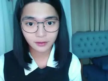 zhaviahale on Chaturbate