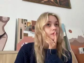 lily_rooney on Flirt4Free 