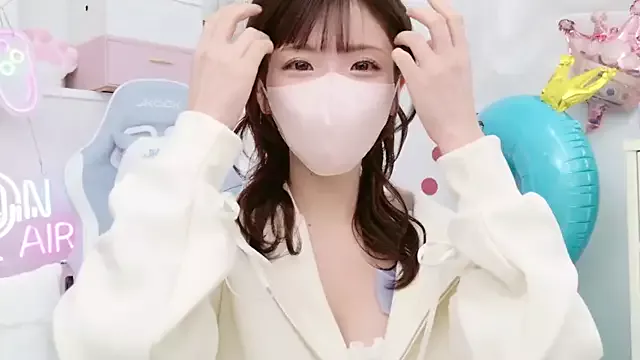 Offline -minami- on StripChat